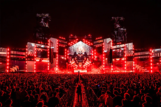 一路生花！星空娱乐大屏激发文旅演艺新活力！ 